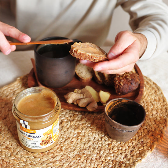 Ginger Bee Bread Honey Set