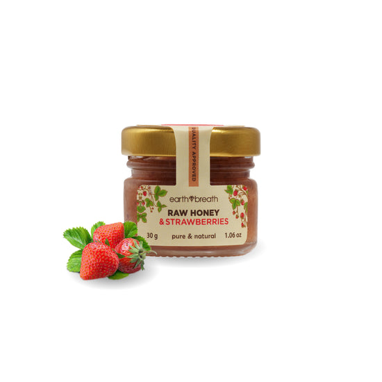Honey with Strawberries 30g x 16 Mini Jars Earthbreath